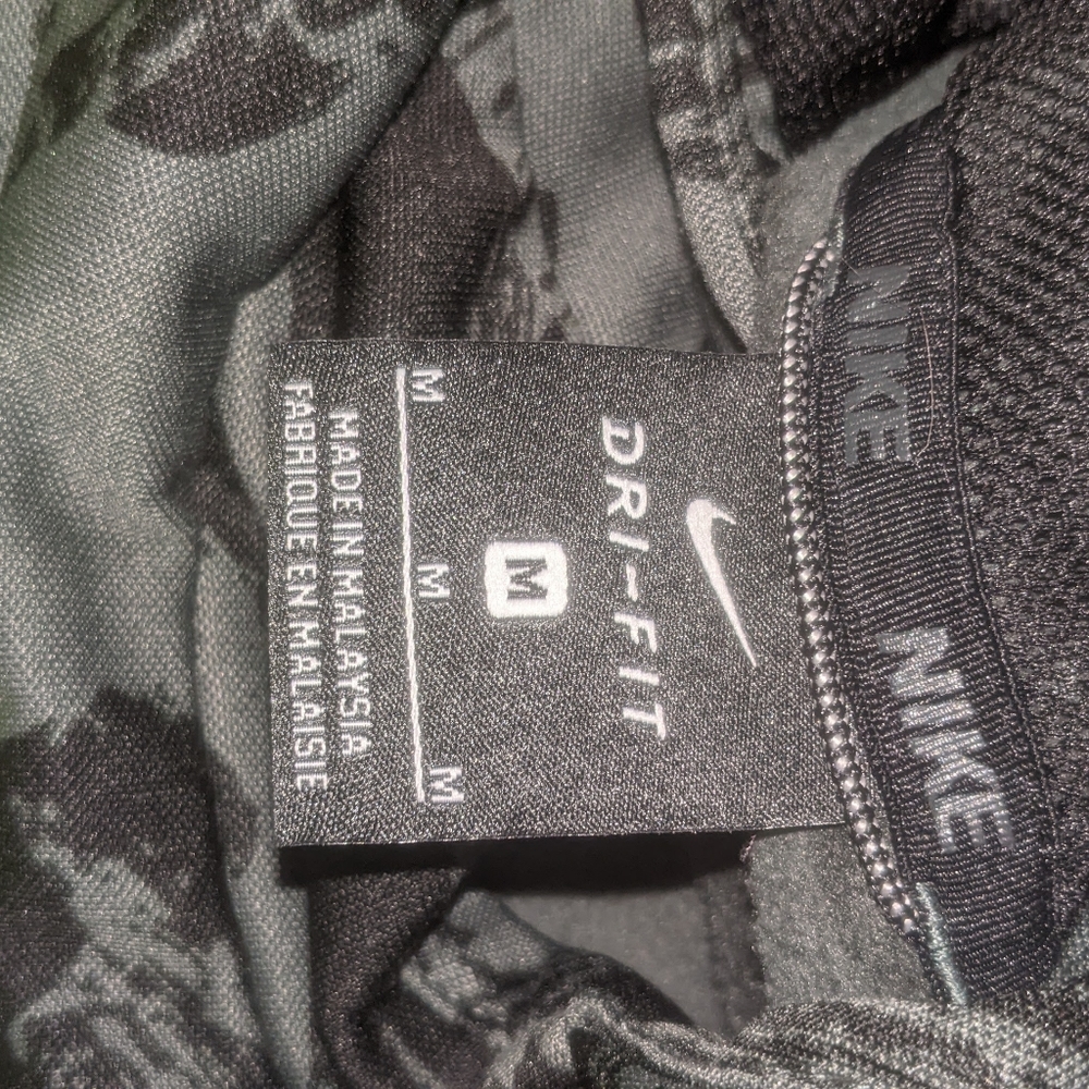 Boys Nike pullover